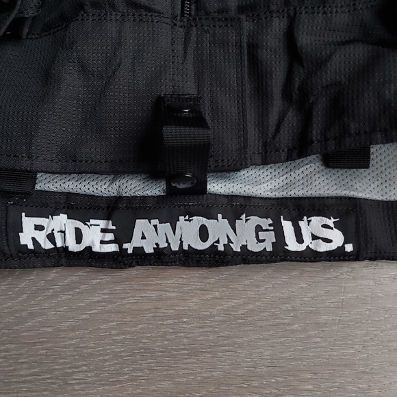 ICON Merc Black Armor Asphalt Tech Moto Jacket - Picture 2 of 8